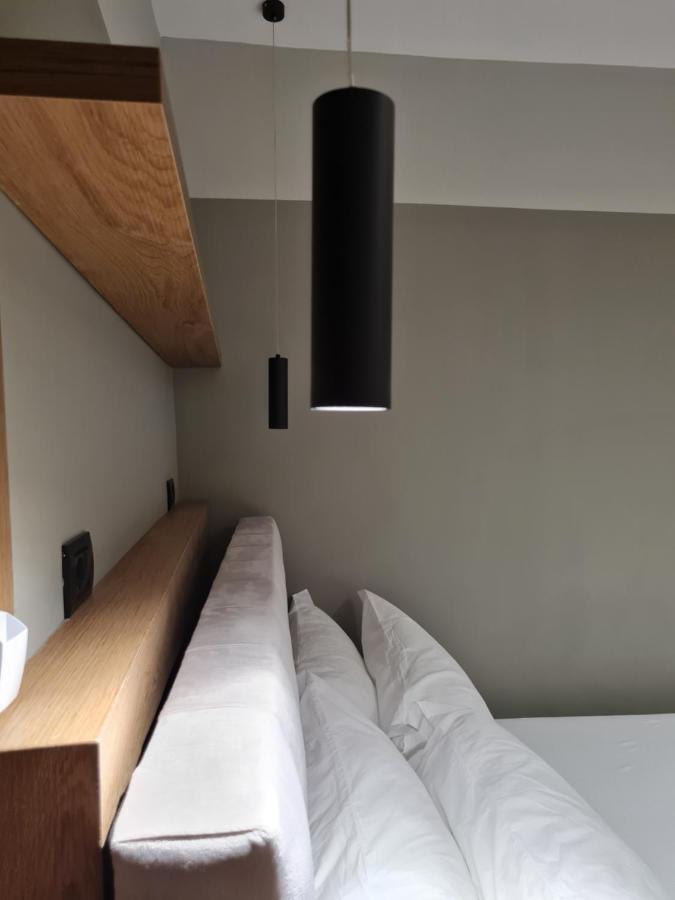 Tam Serviced Studio Apartment Myslym Shyri No1 Tiran Dış mekan fotoğraf