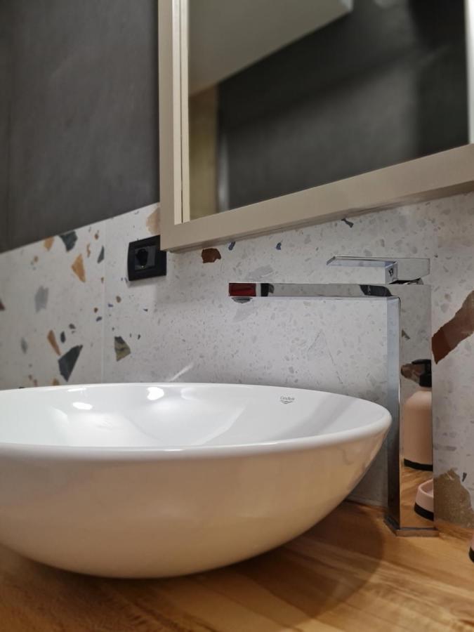 Tam Serviced Studio Apartment Myslym Shyri No1 Tiran Dış mekan fotoğraf